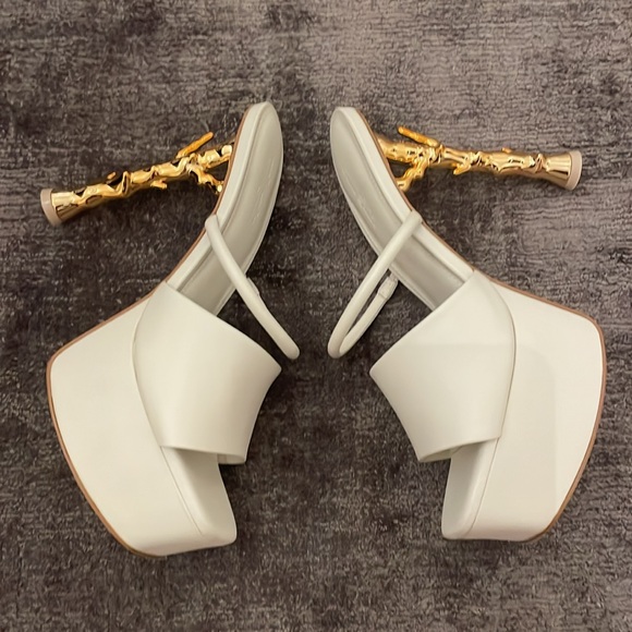 Cult Gaia White Heels Gold Bamboo - Picture 4 of 10